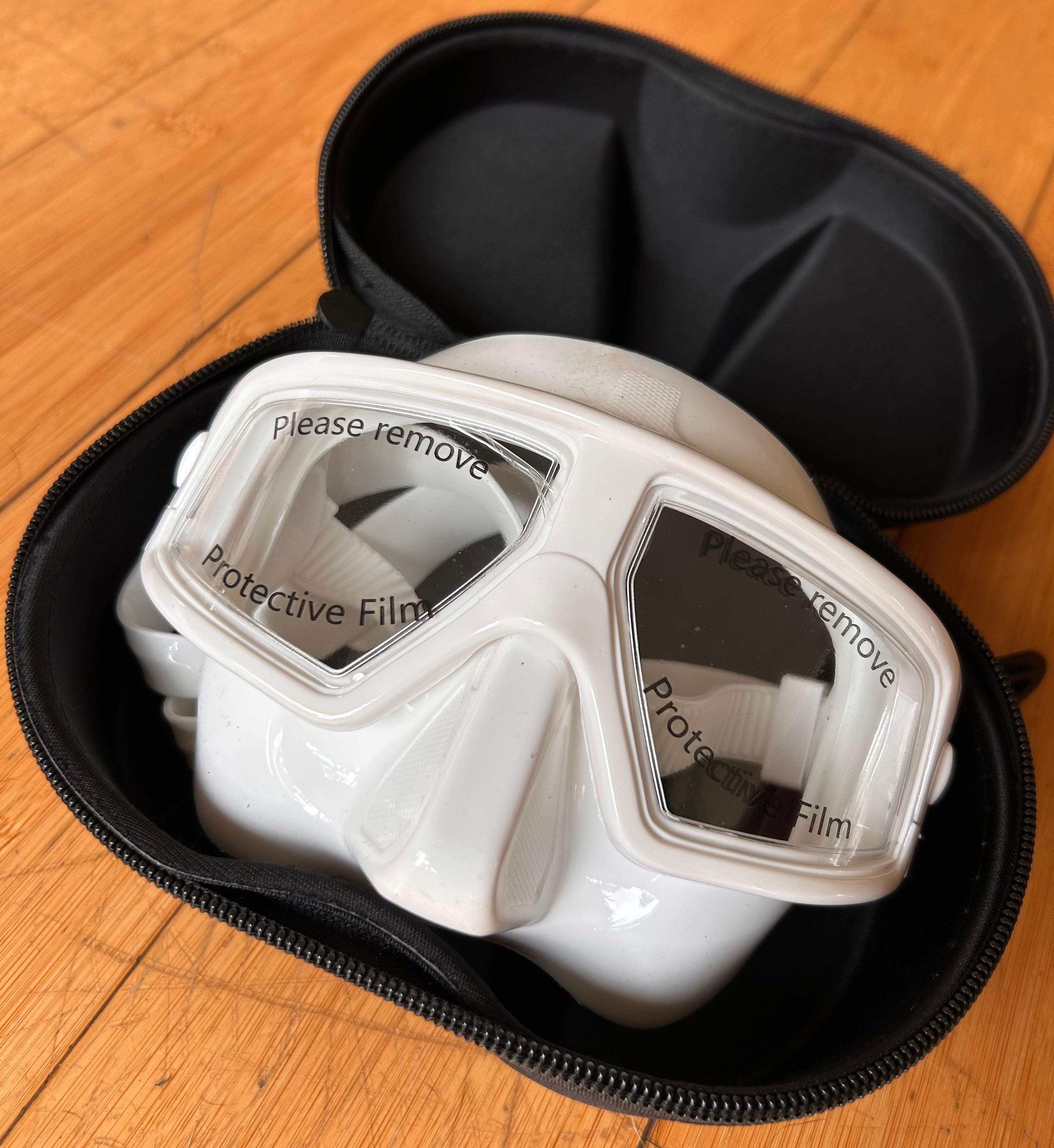 Apnea Bohol Mask w/EVA Case